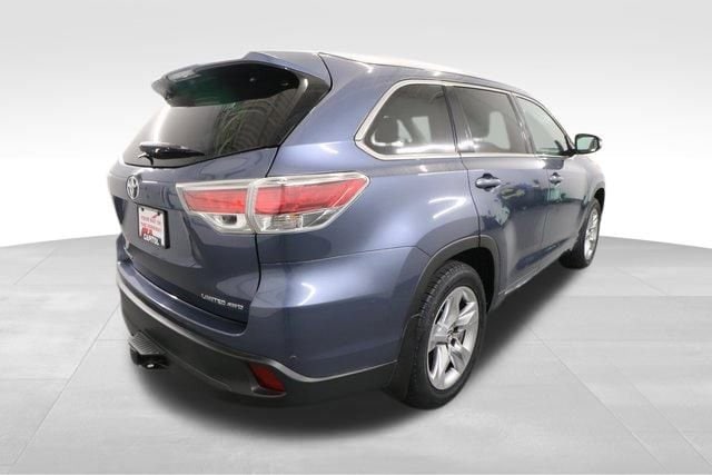 Used 2016 Toyota Highlander Limited with VIN 5TDDKRFH4GS246974 for sale in Salem, OR