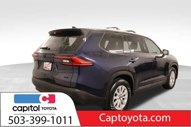 2024 Toyota Grand Highlander XLE photo 2