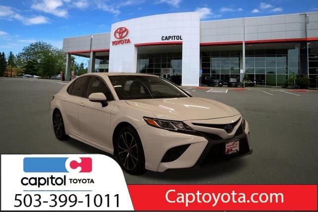 2020 Toyota Camry SE