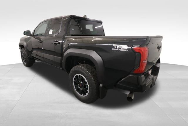 2025 Toyota Tacoma TRD Off-Road 4x4 Double Cab photo 3