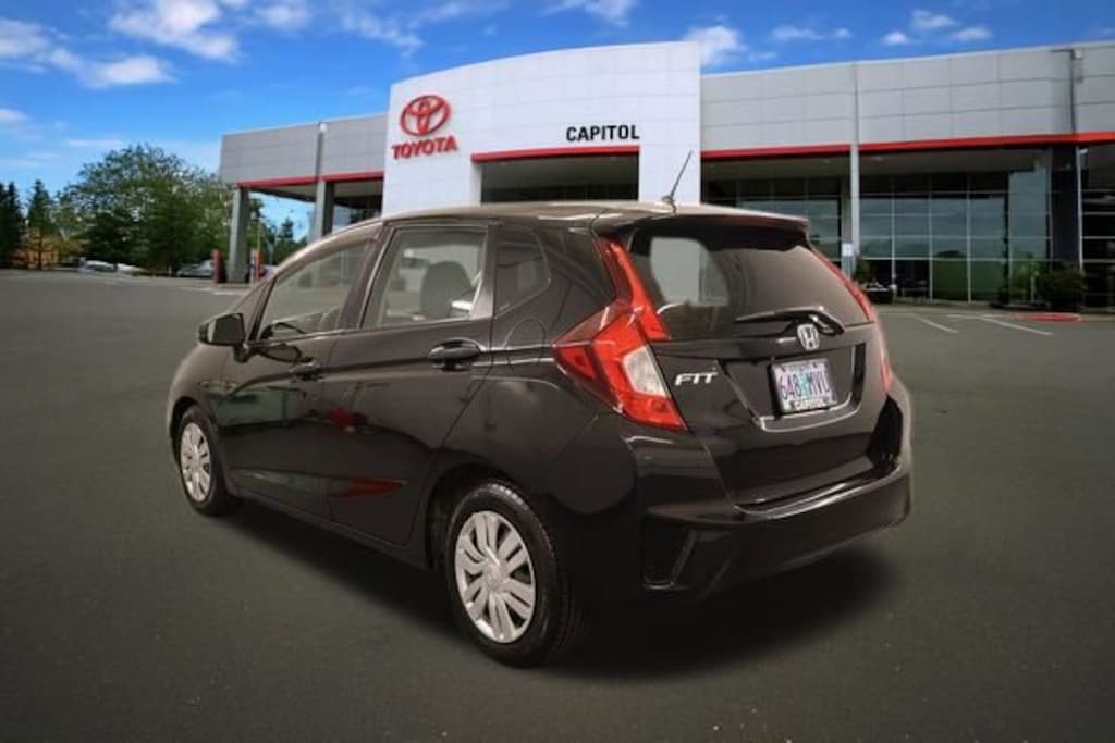 Used 2017 Honda Fit LX Hatchback