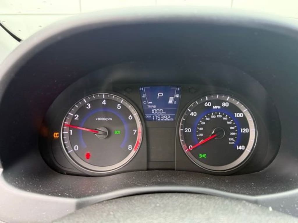 Used 2012 Hyundai Accent SE Hatchback