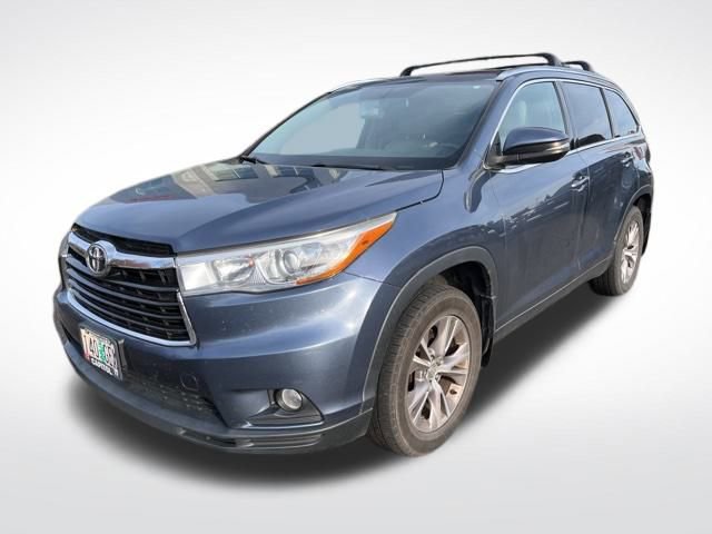 2015 Toyota Highlander XLE photo 3