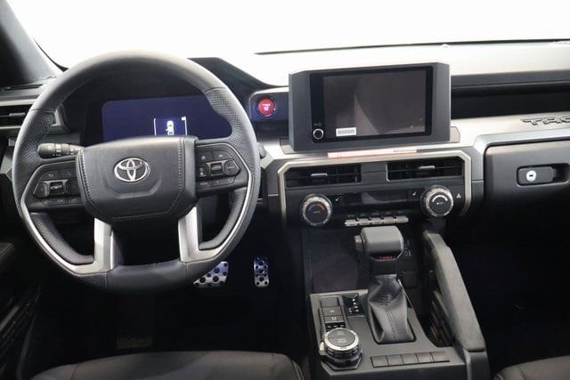 2026 Toyota Tacoma TRD Sport - Photo 12