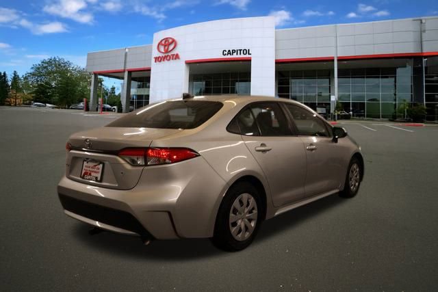 2022 Toyota Corolla L photo 2