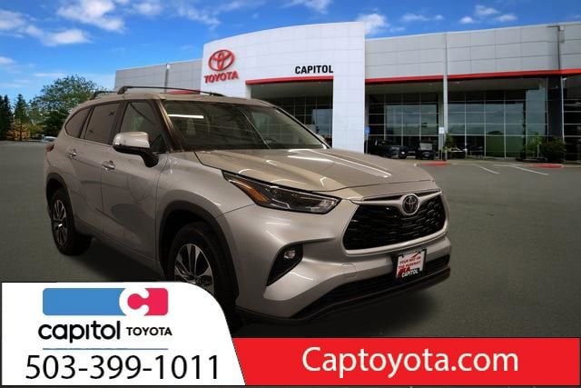 2023 Toyota Highlander SUV 