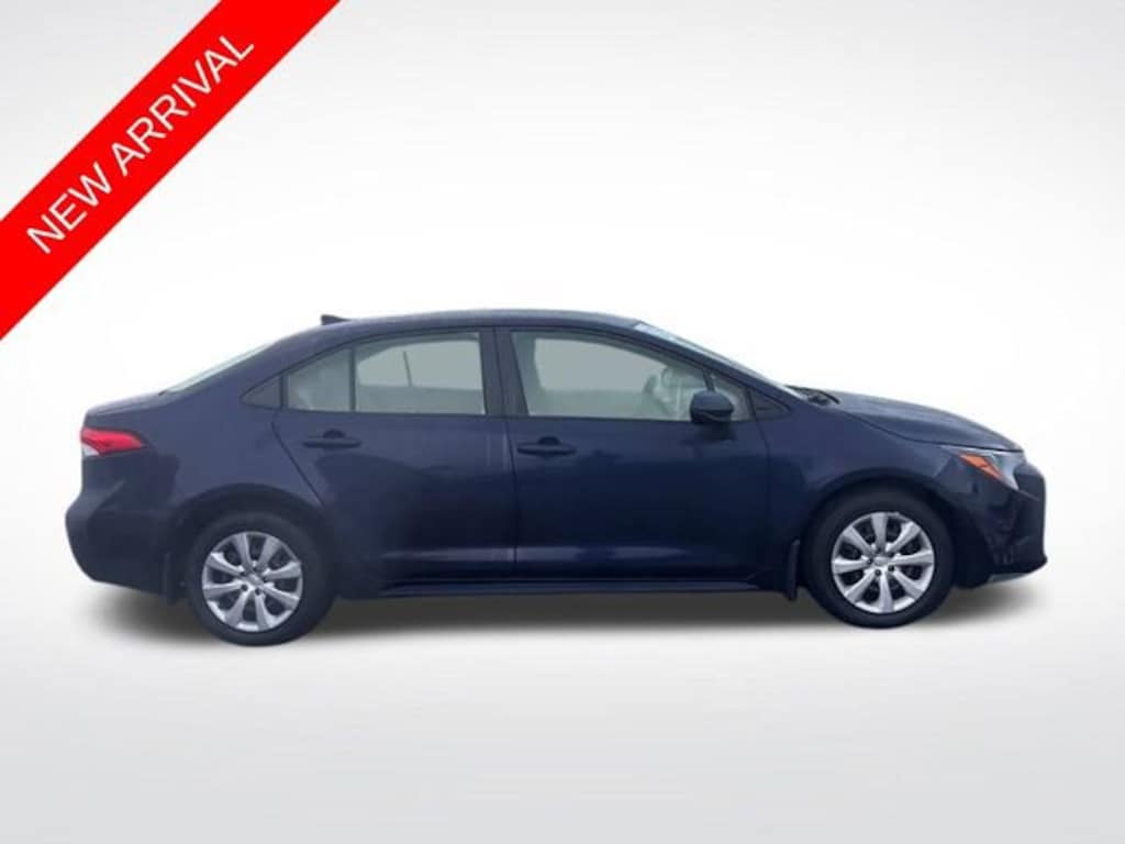 Used 2020 Toyota Corolla LE Sedan