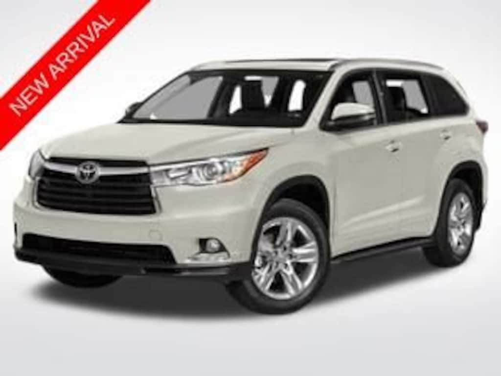Used 2015 Toyota Highlander XLE V6 SUV