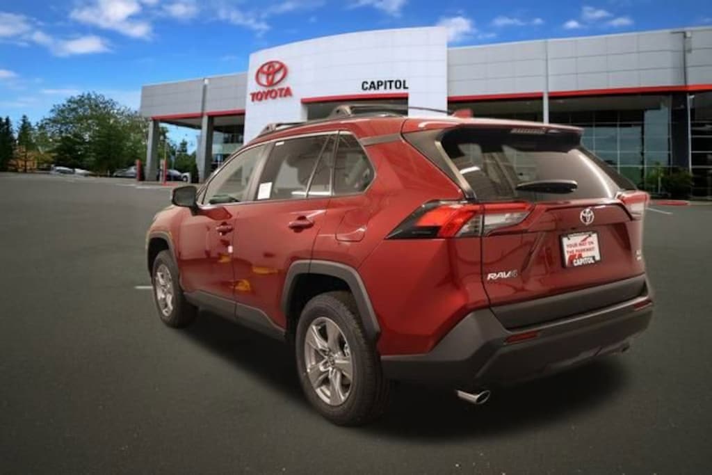 New 2025 Toyota RAV4 XLE XLE AWD SUV
