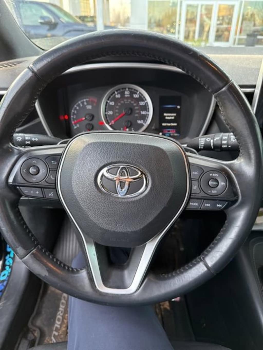 Used 2019 Toyota Corolla Hatchback SE Hatchback