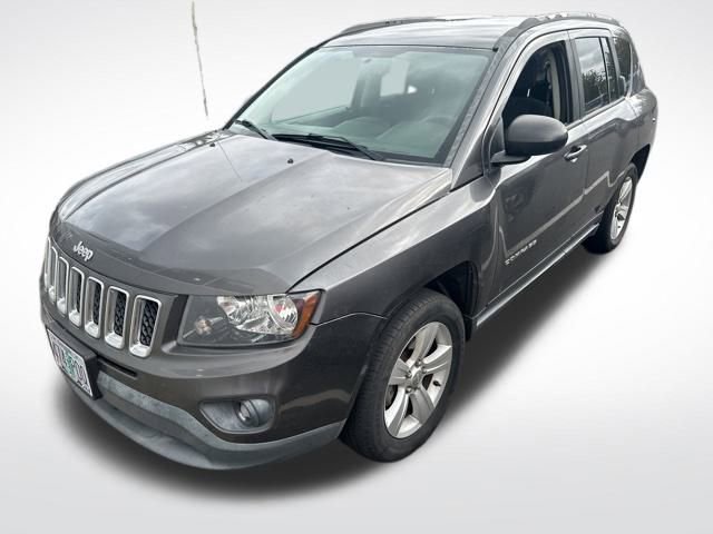 2015 Jeep Compass Sport photo 2