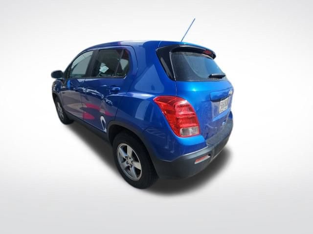 2016 Chevrolet Trax LS photo 3