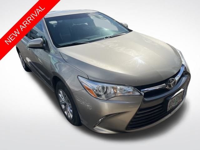 2015 Toyota Camry 2.5 Auto LE's photo