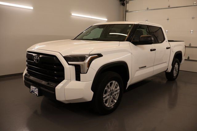 2023 Toyota Tundra SR5 photo 4