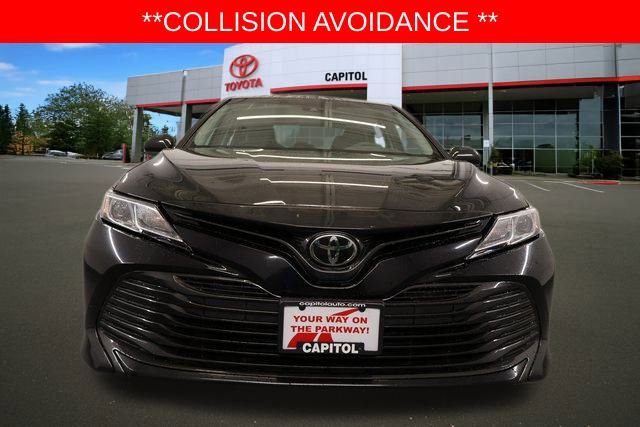 2019 Toyota Camry LE photo 2