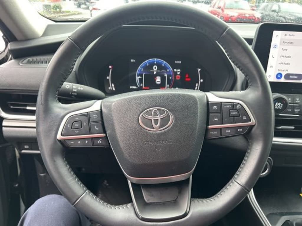 Used 2024 Toyota Grand Highlander XLE SUV