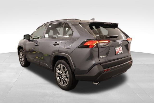 2025 Toyota RAV4 XLE Premium photo 3