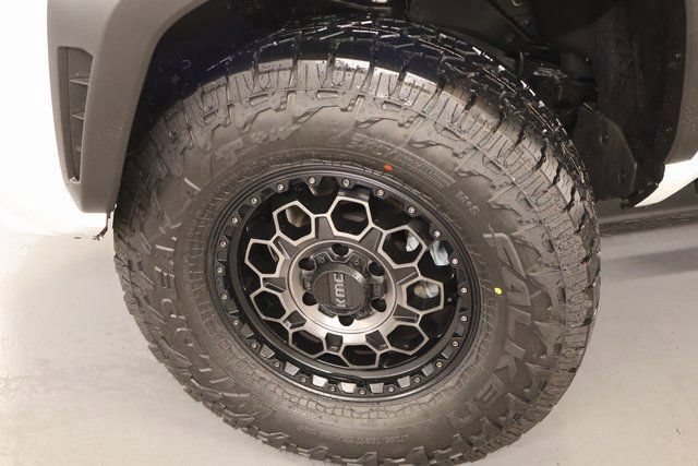 2026 Toyota 4Runner TRD Off-Road - Photo 9