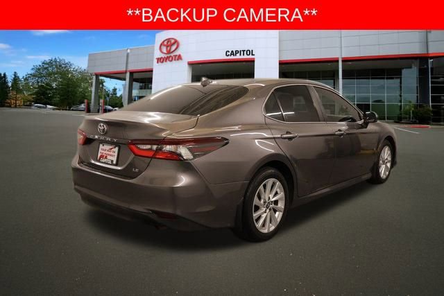 2021 Toyota Camry LE photo 2