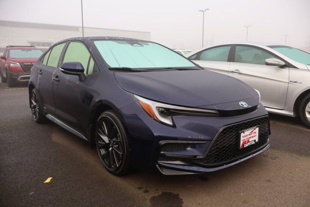 Certified 2025 Toyota Corolla Hybrid SE Sedan