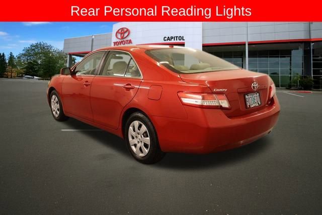 2010 Toyota Camry LE photo 3