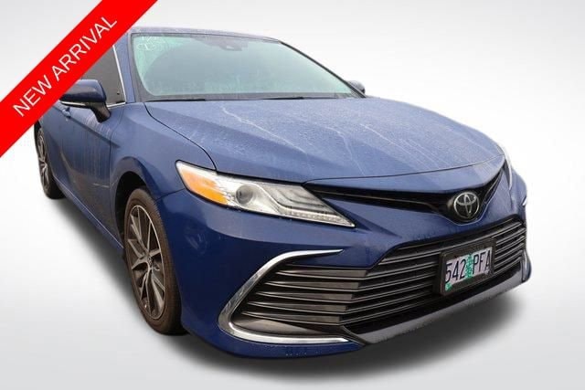 2023 Toyota Camry Sedan 