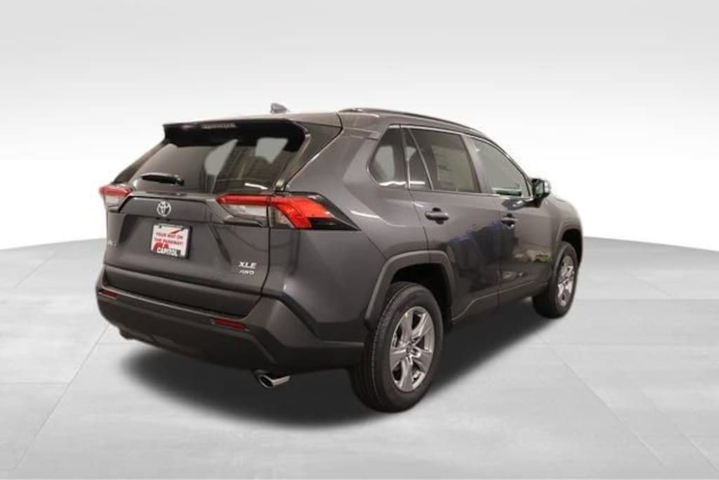 New 2025 Toyota RAV4 XLE XLE AWD SUV
