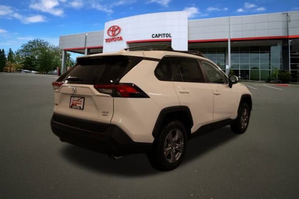 New 2025 Toyota RAV4 XLE XLE AWD SUV
