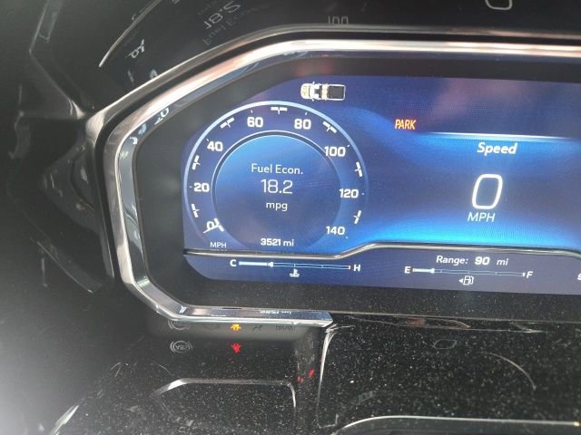 2025 Chevrolet Silverado 1500 LT photo 2