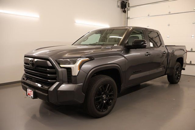 2026 Toyota Tundra Limited CrewMax photo 4