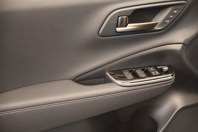 2026 Toyota Crown Platinum - Photo 9