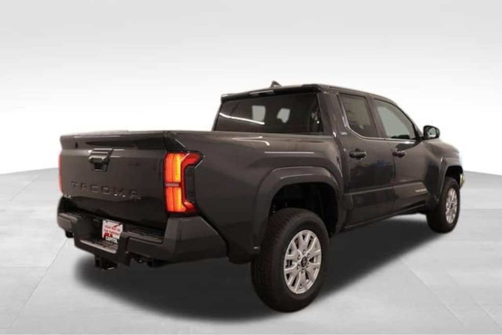 New 2025 Toyota Tacoma SR5 4X4 DOUBLE CAB