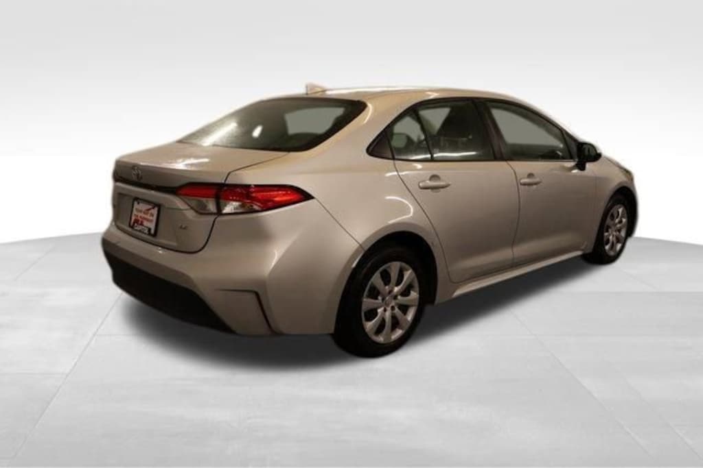 Used 2024 Toyota Corolla LE Sedan