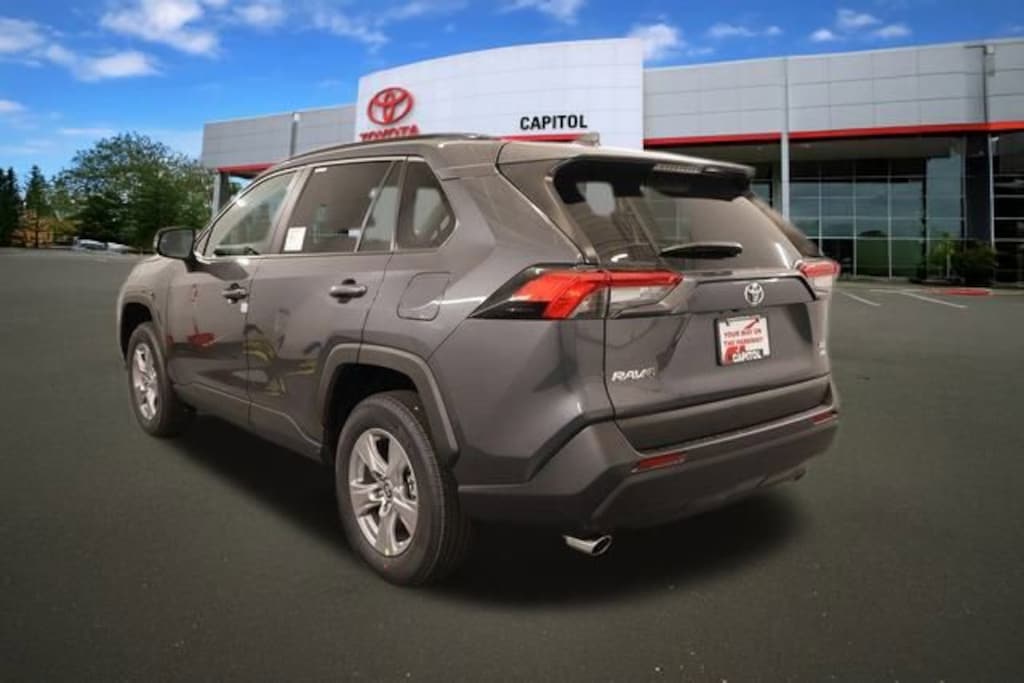 New 2025 Toyota RAV4 XLE XLE AWD SUV