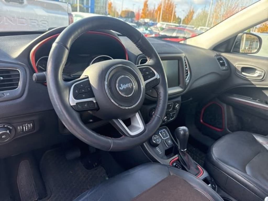 Used 2018 Jeep Compass Trailhawk SUV