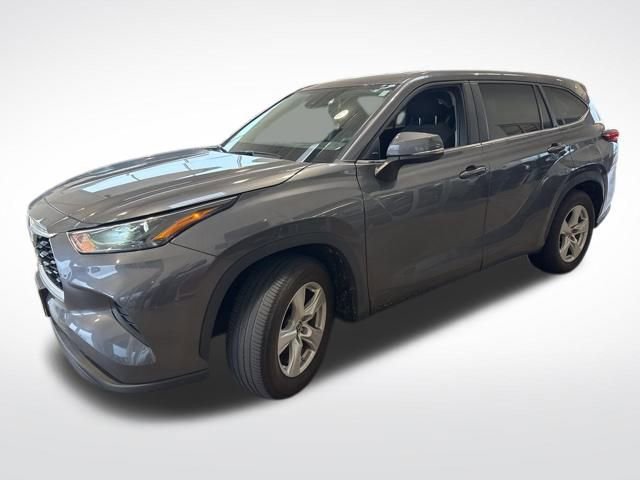 2023 Toyota Highlander L photo 4