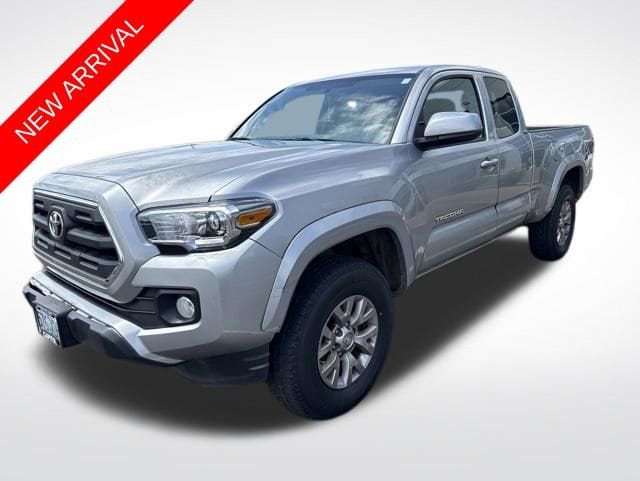 2017 Toyota Tacoma SR5 Access Cab 4x4 V6 Auto Std Bed's photo