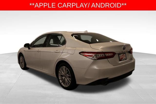2020 Toyota Camry Hybrid XLE photo 3