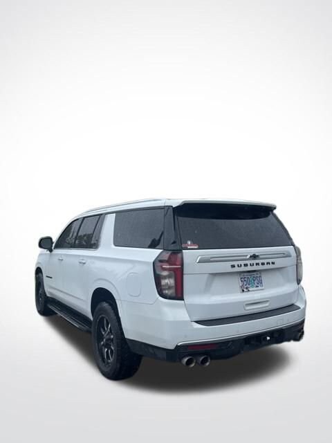 2021 Chevrolet Suburban High Country photo 2