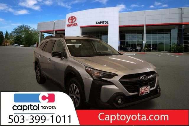 2025 Subaru Outback Premium's photo