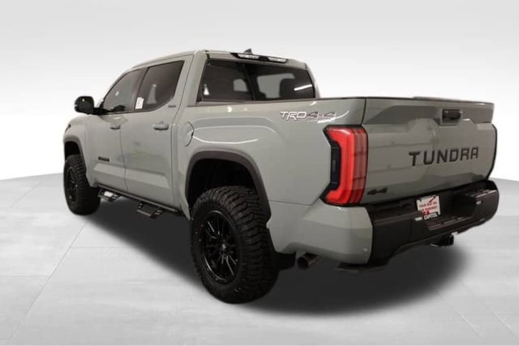 New 2026 Toyota Tundra Limited LIMITED CREWMAX 5.5