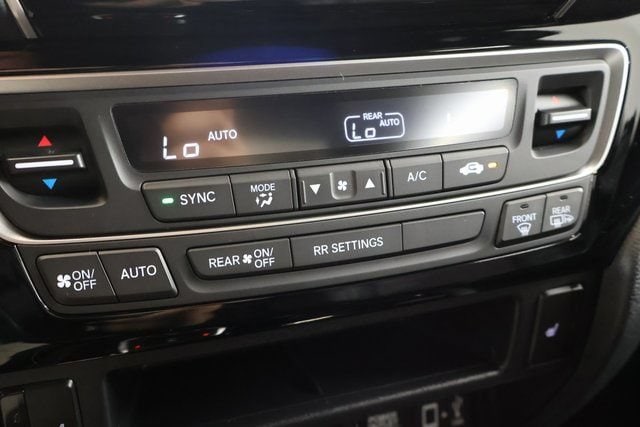 2023 Honda Ridgeline Black Edition - Photo 26