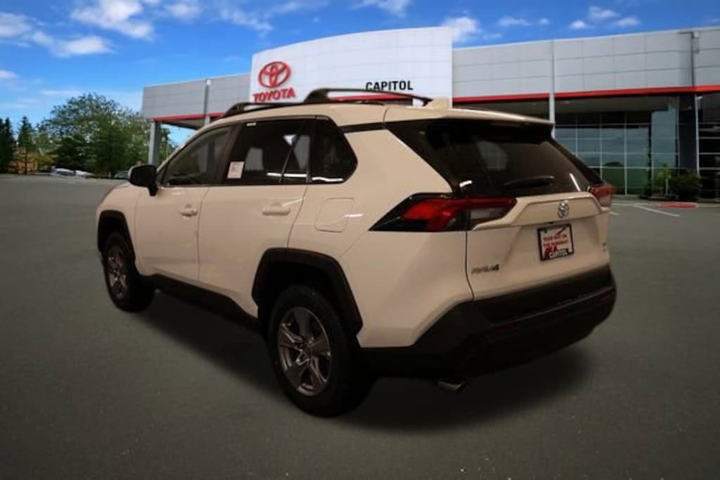 New 2025 Toyota RAV4 XLE XLE AWD SUV