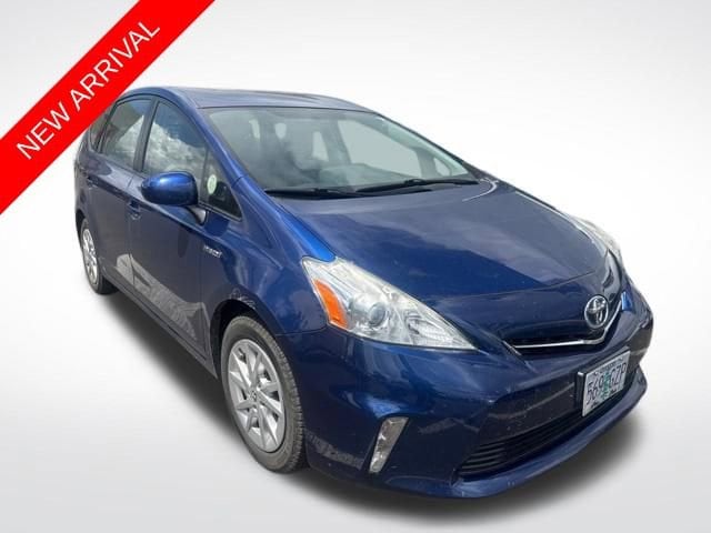 2014 Toyota Prius v's photo