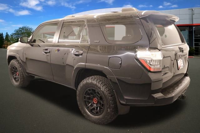 2022 Toyota 4Runner SR5 Premium photo 3