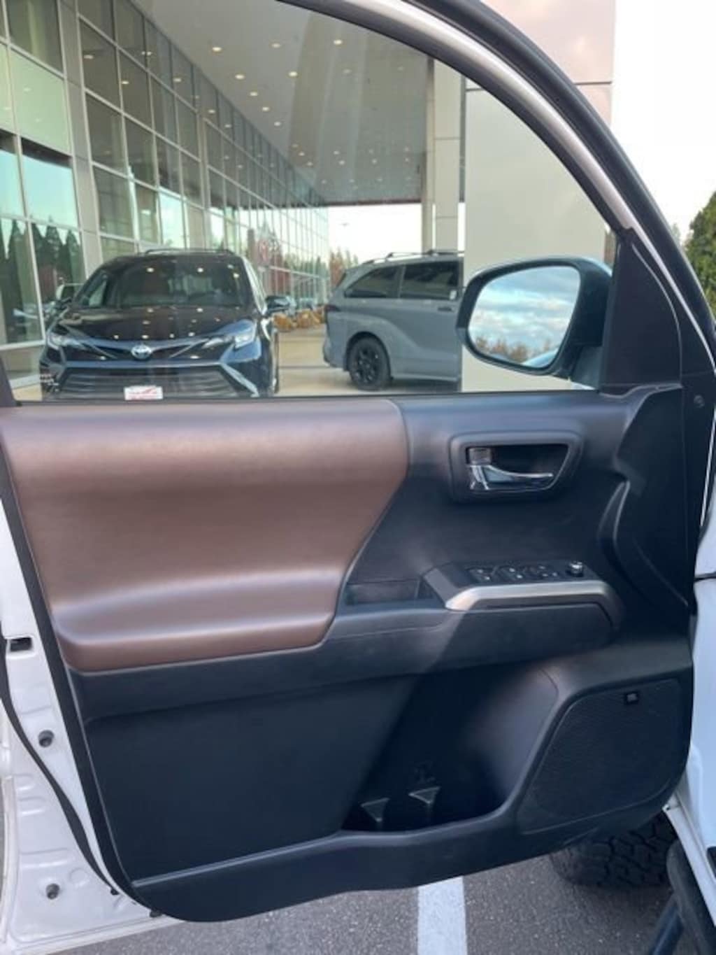 Used 2018 Toyota Tacoma Limited Truck Double Cab