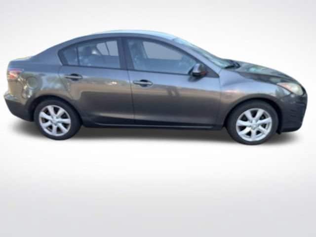 Used 2011 Mazda MAZDA3 i Touring with VIN JM1BL1VFXB1433194 for sale in Salem, OR