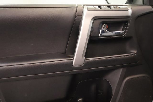 2024 Toyota 4Runner SR5 - Photo 11