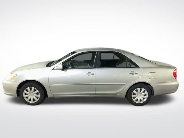 2002 Toyota Camry LE photo 4