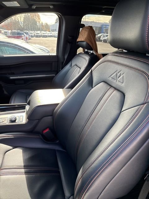 2024 Ford Expedition Timberline photo 4